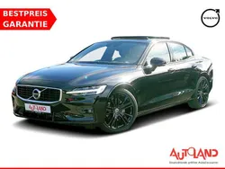 Onyx schwarz (metallic) Gebraucht 2020 Volvo S60 R-Design Limousine | 29.950 € (Fairer Preis)