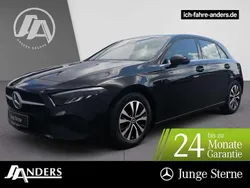Nachtschwarz Gebraucht 2024 Mercedes A180 Limousine | 27.234 € (Fairer Preis)