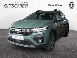 Safarigrüngrau (grau) Gebraucht 2023 Dacia Sandero Expression Kleinwagen | 16.800 € (Guter Preis)