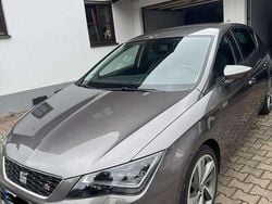 Grau Gebraucht 2015 Seat Leon FR Kleinwagen | 9.890 € (Guter Preis)