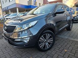 Grau Gebraucht 2016 Kia Sportage Spirit SUV | 12.950 € (Guter Preis)