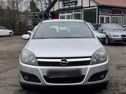 Silber Gebraucht 2005 Opel Astra Kleinwagen | 2.500 € (Fairer Preis)