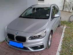 Silber Gebraucht 2015 BMW 218 Active Tourer Advantage Van / Kleinbus | 11.800 € (Guter Preis)