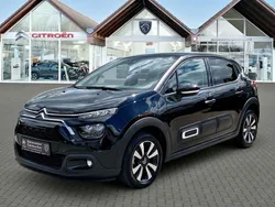 Lackierung schwarz perla nera Gebraucht 2024 Citroën C3 Kleinwagen | 15.450 € (Fairer Preis)