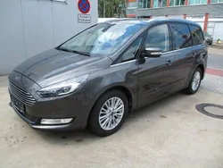 Grau Gebraucht 2019 Ford Galaxy Titanium Van / Kleinbus | 25.770 € (Superpreis)