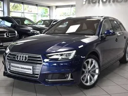 Navarrablau Gebraucht 2019 Audi A4 S-Line Kombi | 29.900 € (Guter Preis)