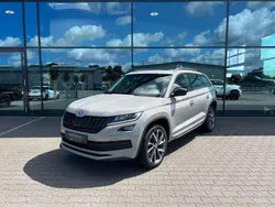 Steel grau Gebraucht 2019 Skoda Kodiaq SportLine SUV | 37.990 €