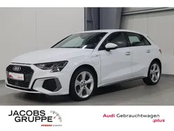 Gletscherweiß metallic Gebraucht 2021 Audi A3 Sportback e-tron Ambiente Limousine | 19.920 € (Guter Preis)