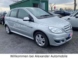 Silber Gebraucht 2011 Mercedes B180 Van / Kleinbus | 8.400 € (Etwas zu teuer)