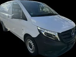 Arktikweiss Gebraucht 2019 Mercedes Vito Van / Kleinbus | 17.600 € (Fairer Preis)