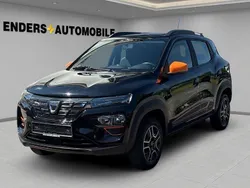 Schwarz Gebraucht 2022 Dacia Spring Comfort Plus Kleinwagen | 10.690 € (Fairer Preis)