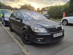 Schwarz Gebraucht 2010 Skoda Octavia Elegance Kombi | 3.900 € (Guter Preis)