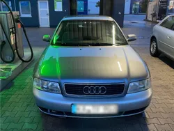 Silber Gebraucht 2000 Audi A4 Limousine | 2.450 € (Superpreis)