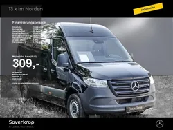 Schwarz Gebraucht 2023 Mercedes Sprinter Van | 39.139 € (Fairer Preis)