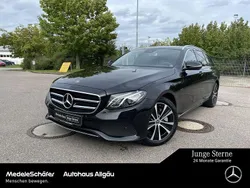 Unilack schwarz Gebraucht 2019 Mercedes E300 Avantgarde Kombi | 27.430 € (Fairer Preis)