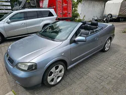 Grau Gebraucht 2003 Opel Astra Cabriolet Cabrio | 2.500 € (Fairer Preis)