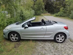 Silber Gebraucht 2011 Peugeot 207 CC Premium Cabrio | 3.530 € (Fairer Preis)