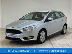 Silber Gebraucht 2017 Ford Focus Business Edition Limousine | 8.490 € (Fairer Preis)