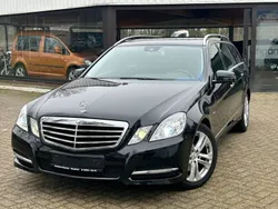 Schwarz Gebraucht 2011 Mercedes E300 Avantgarde Kombi | 12.999 € (Etwas zu teuer)