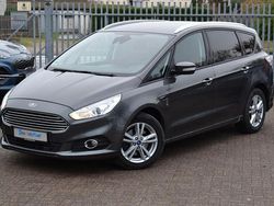 Grau Gebraucht 2018 Ford S-MAX Business Edition Van / Kleinbus | 9.490 € (Fairer Preis)