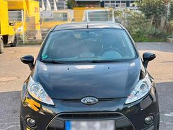Schwarz Gebraucht 2010 Ford Fiesta Kleinwagen | 4.900 €