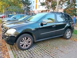 Schwarz Gebraucht 2007 Mercedes 320 SUV | 6.800 €