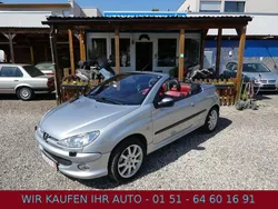 Grau Gebraucht 2001 Peugeot 206 CC Platinum Cabrio | 2.190 € (Fairer Preis)