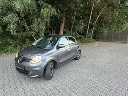 Grau Gebraucht 2020 Renault Twingo Intens Kleinwagen | 11.990 € (Guter Preis)