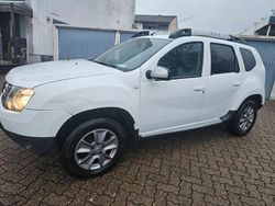 Weiß Gebraucht 2018 Dacia Duster Black Shadow SUV | 5.990 € (Superpreis)