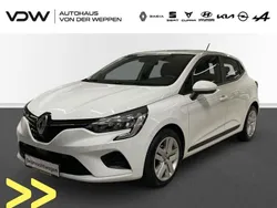 Weiß Gebraucht 2021 Renault Clio V Zen Limousine | 14.500 € (Fairer Preis)