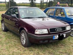 Rot Gebraucht 1993 Audi 80 Limousine | 4.490 €