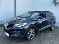 Schwarz Gebraucht 2015 Renault Kadjar Bose Edition SUV | 9.499 € (Fairer Preis)