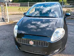 Schwarz Gebraucht 2009 Fiat Grande Punto Kleinwagen | 2.650 € (Fairer Preis)