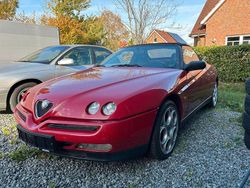 Rot Gebraucht 1996 Alfa Romeo Spider Cabrio | 4.950 € (Teuer)