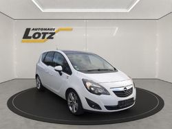 Keine angabe casablancaweiss/saphirschwarz Gebraucht 2011 Opel Meriva Design Edition Van / Kleinbus | 6.290 € (Teuer)
