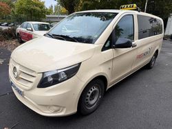 Gelb Gebraucht 2017 Mercedes Vito Van / Kleinbus | 13.900 €