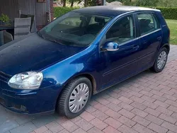 Blau Gebraucht 2006 VW Golf V Kleinwagen | 1.500 € (Superpreis)