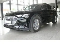 Brillantschwarz Gebraucht 2020 Audi e-tron Sportback Ambiente SUV | 24.970 €