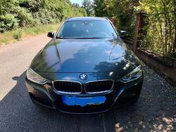 Schwarz Gebraucht 2016 BMW 320 M Sport Kombi | 16.750 € (Superpreis)