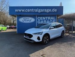 Frozen white Gebraucht 2024 Ford Focus Active X Limousine | 24.990 € (Fairer Preis)