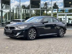 Saphirschwarz Gebraucht 2024 BMW 218 Coupé | 32.470 € (Fairer Preis)