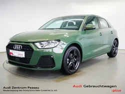 Distriktgrün metallic Gebraucht 2024 Audi A1 Sportback Advanced Kleinwagen | 23.790 € (Superpreis)