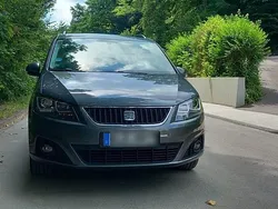 Grau Gebraucht 2013 Seat Alhambra Van / Kleinbus | 10.450 € (Etwas zu teuer)