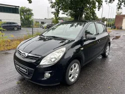 Schwarz Gebraucht 2011 Hyundai i20 Style Limousine | 6.900 € (Fairer Preis)
