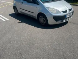 Grau Gebraucht 2006 Mitsubishi Colt Kleinwagen | 850 € (Fairer Preis)
