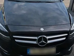 Schwarz Gebraucht 2015 Mercedes B180 Van / Kleinbus | 9.999 € (Guter Preis)