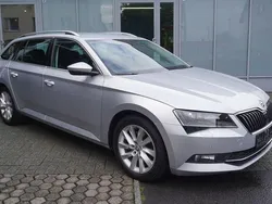 Silber Gebraucht 2018 Skoda Superb Style Kombi | 12.990 € (Superpreis)
