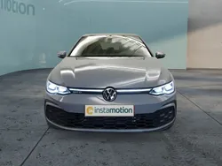 Grau Gebraucht 2024 VW Golf VIII Pro Limousine | 35.551 € (Fairer Preis)