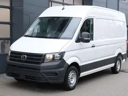 Weiß (candyweiß) Gebraucht 2024 VW Crafter Van | 37.490 € (Superpreis)