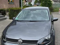 Grau Gebraucht 2017 VW Polo Trendline Limousine | 10.500 € (Guter Preis)